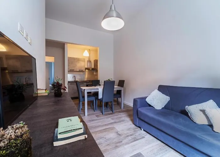 Apartament Gard *